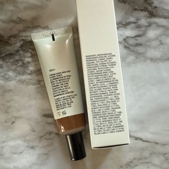 MAC STROBE TINT IN RICH 1 - Picture 3 of 5